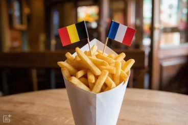 Qelle est l'origine des frites ? Belge ou française ?
